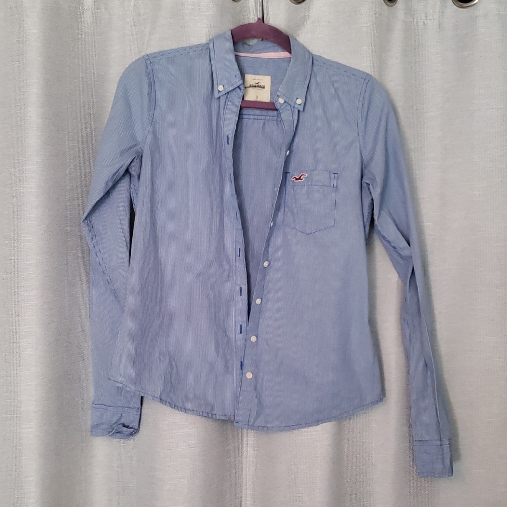 Hollister Women's Long Sleeve Button Up Shirt